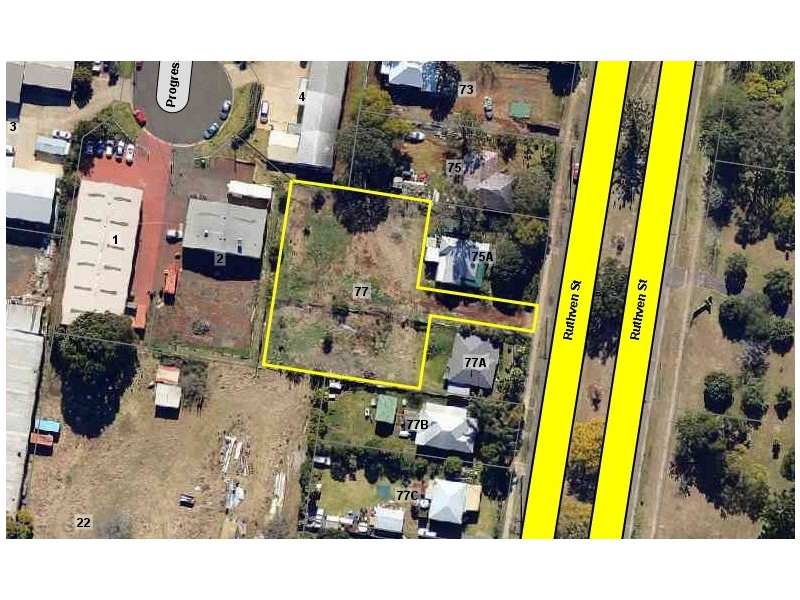 77 Ruthven Street, Harlaxton QLD 4350