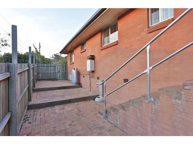 1/10 Spies Court, Mount Lofty QLD 4350