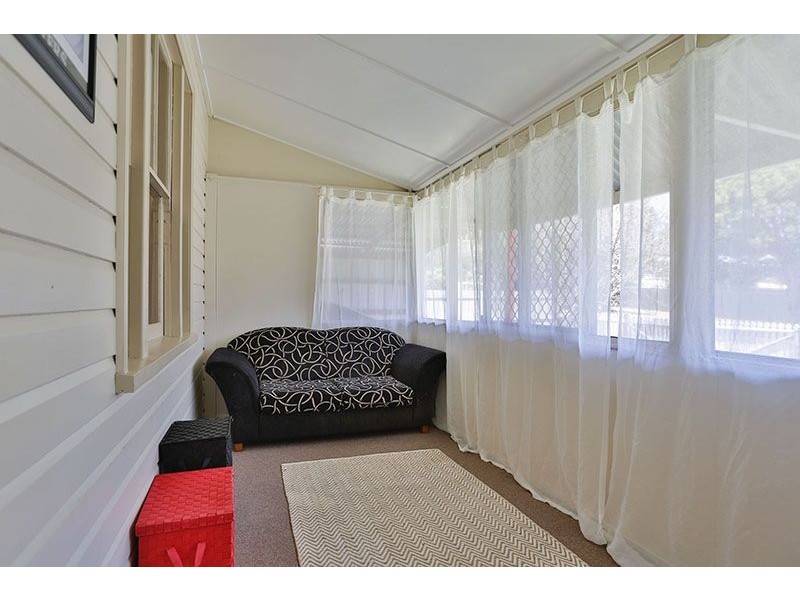 12 Clarissa Street, Newtown QLD 4350