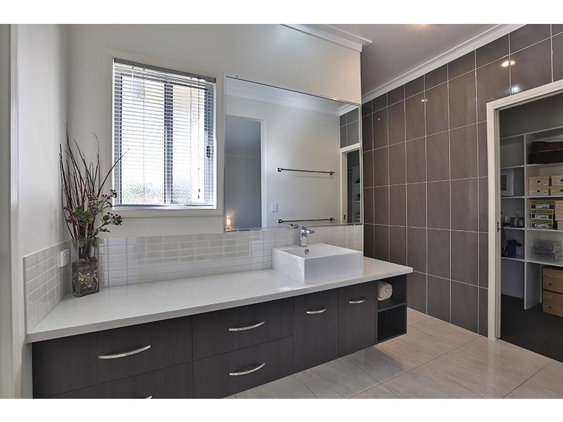 45 Kalimna Drive, Kleinton QLD 4352