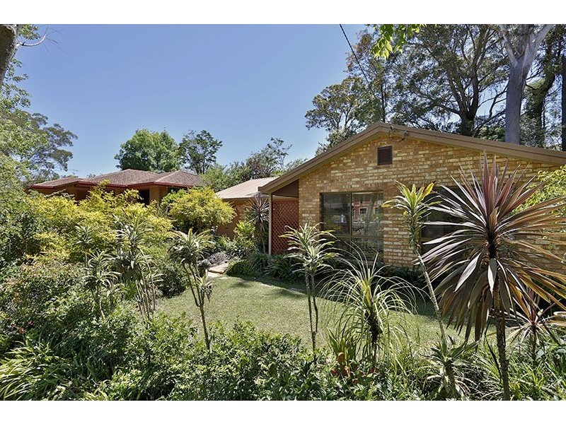 23 Amos Crescent, Mount Lofty QLD 4350