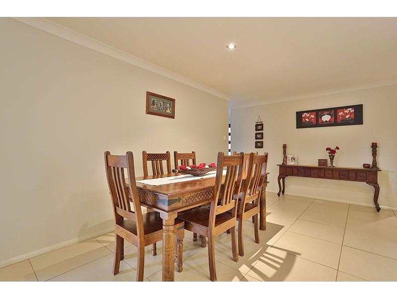 15 Currawong Drive, Highfields QLD 4352