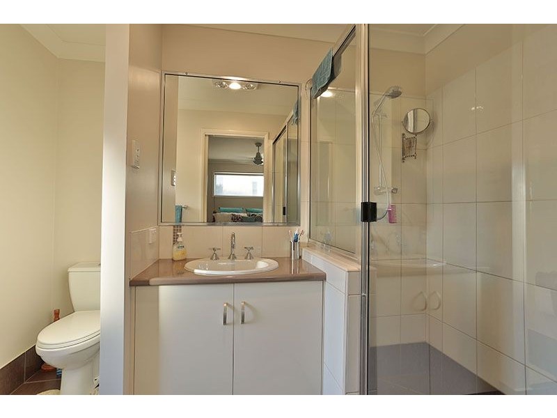 15 Currawong Drive, Highfields QLD 4352