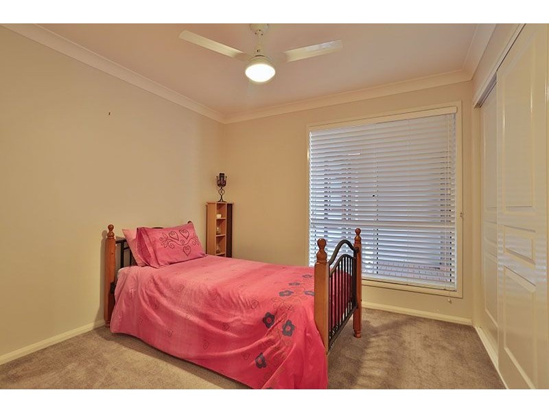 15 Currawong Drive, Highfields QLD 4352