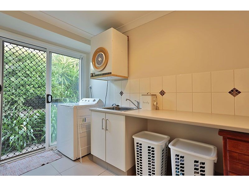 15 Currawong Drive, Highfields QLD 4352