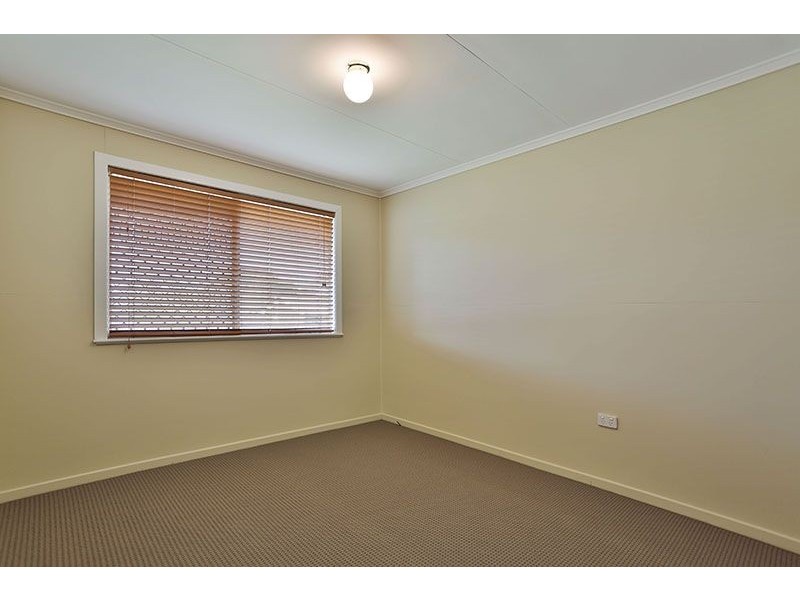 14 Fromalls Street, Harristown QLD 4350