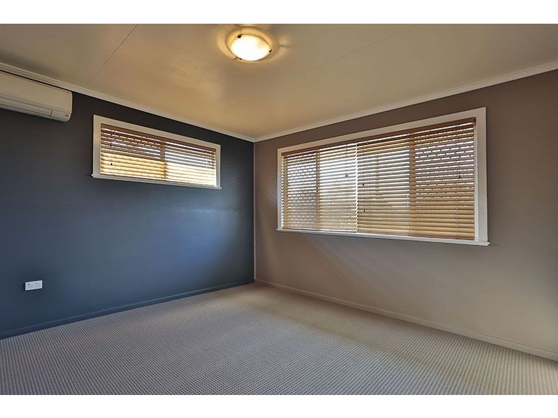 14 Fromalls Street, Harristown QLD 4350