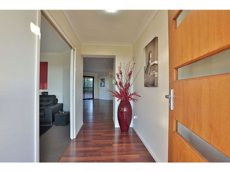 6 Hendra Court, Highfields QLD 4352