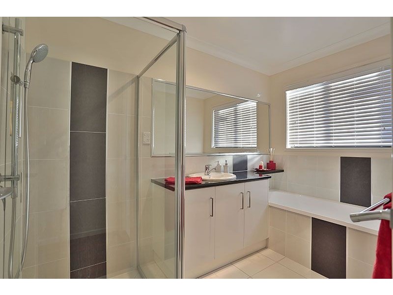 6 Hendra Court, Highfields QLD 4352