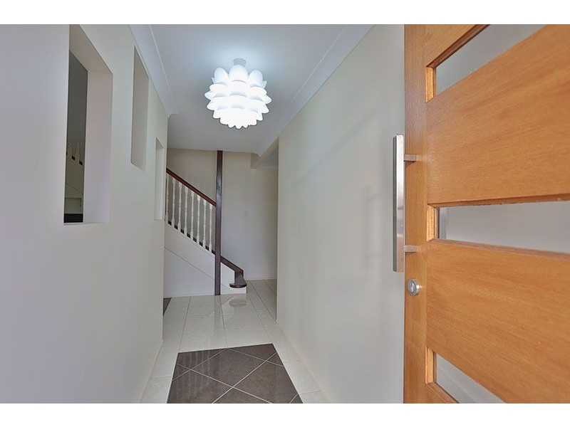 14 Barton Court, Highfields QLD 4352