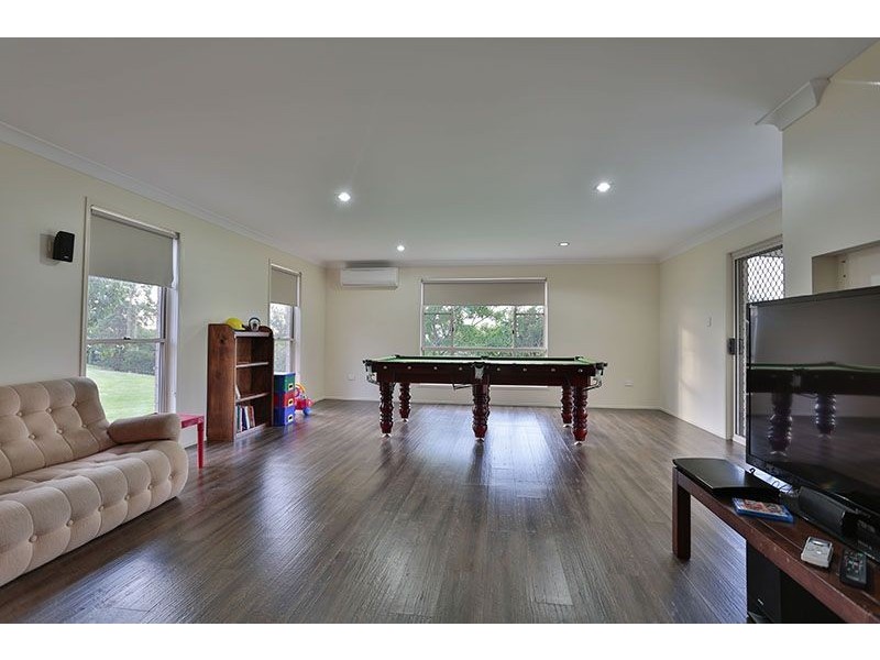 14 Barton Court, Highfields QLD 4352