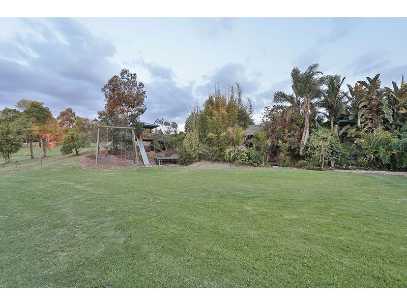14 Barton Court, Highfields QLD 4352