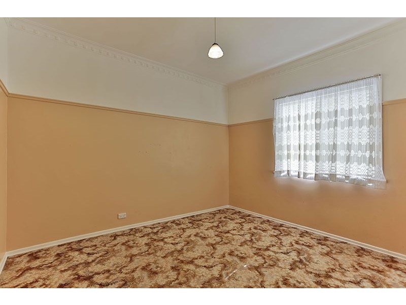 42 Joyce Street, South Toowoomba QLD 4350