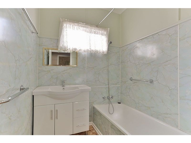 42 Joyce Street, South Toowoomba QLD 4350