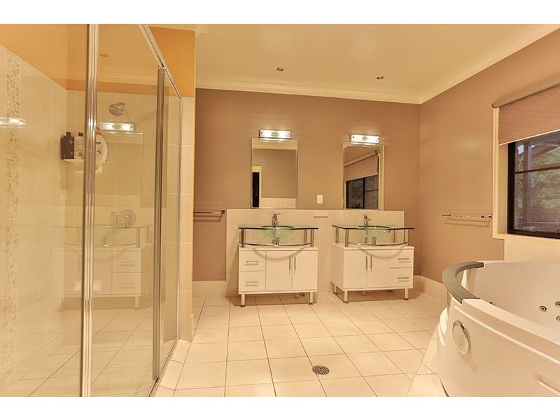 7 Berghofer Drive, Highfields QLD 4352