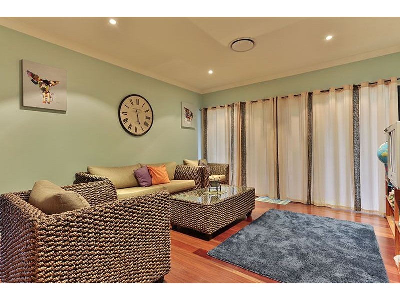 7 Berghofer Drive, Highfields QLD 4352