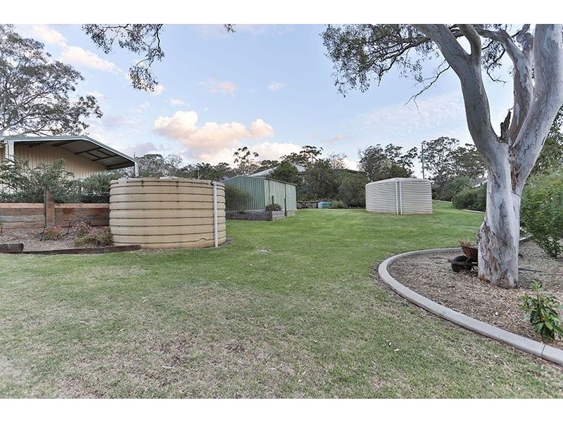 1 Kimdon Crescent, Highfields QLD 4352