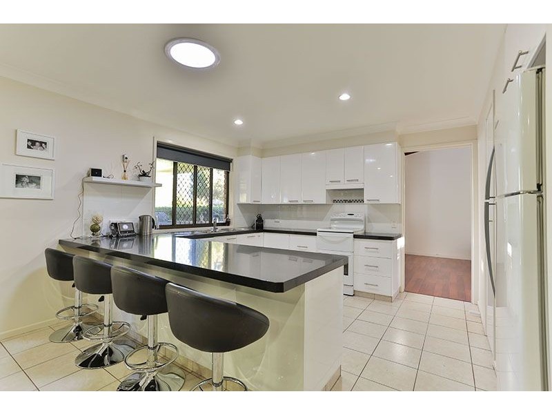 7 Roslyn Street, Westbrook QLD 4350