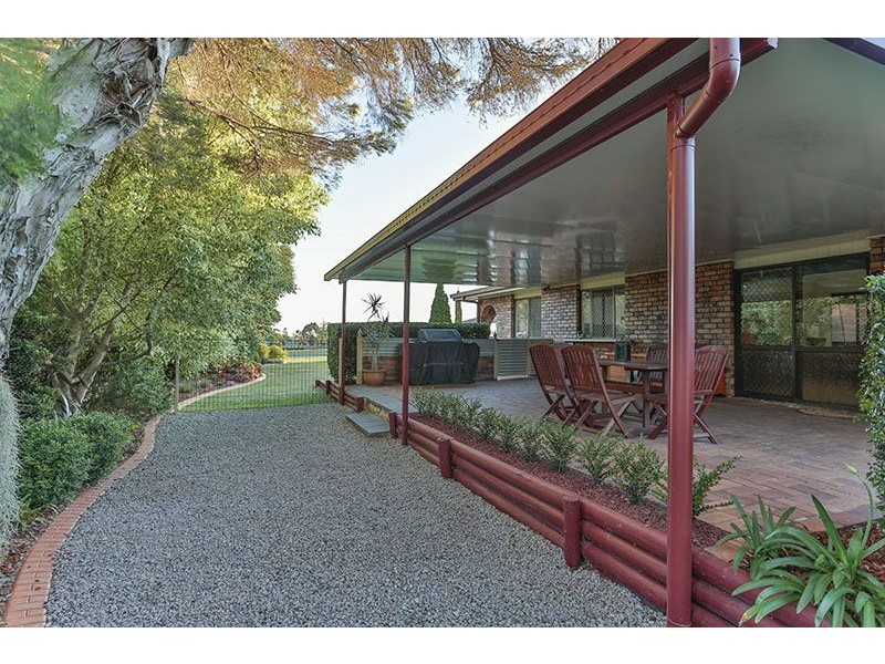 7 Roslyn Street, Westbrook QLD 4350