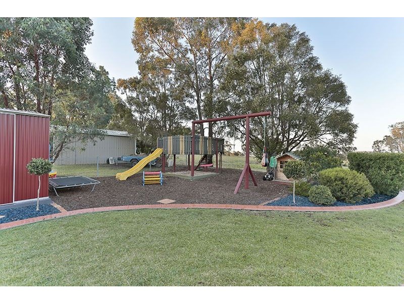 7 Roslyn Street, Westbrook QLD 4350