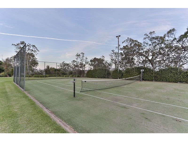 17 Calim Street, Cotswold Hills QLD 4350