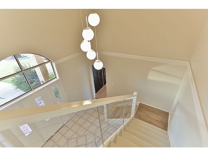 17 Calim Street, Cotswold Hills QLD 4350