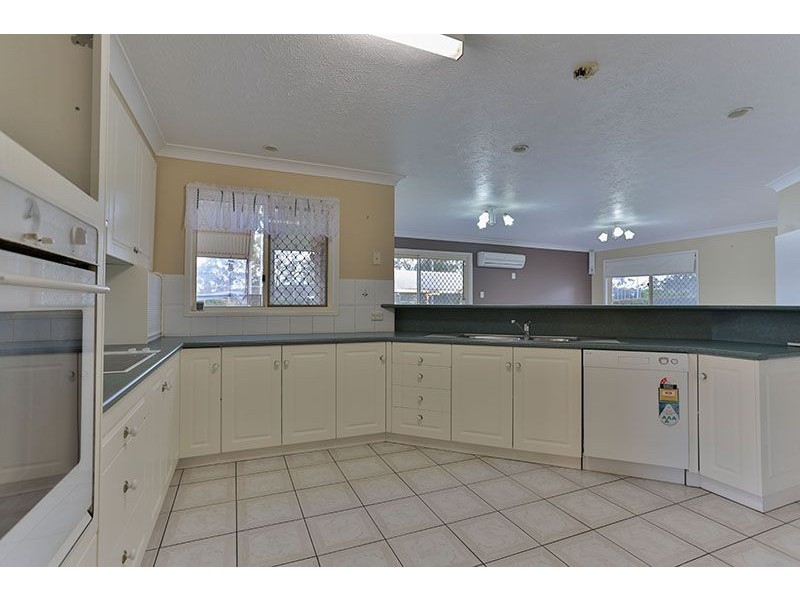 17 Calim Street, Cotswold Hills QLD 4350