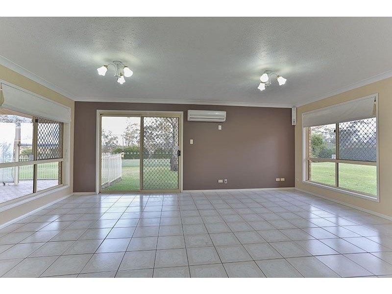 17 Calim Street, Cotswold Hills QLD 4350