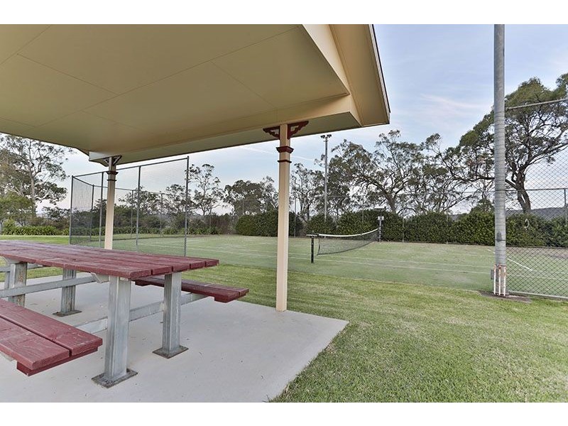 17 Calim Street, Cotswold Hills QLD 4350