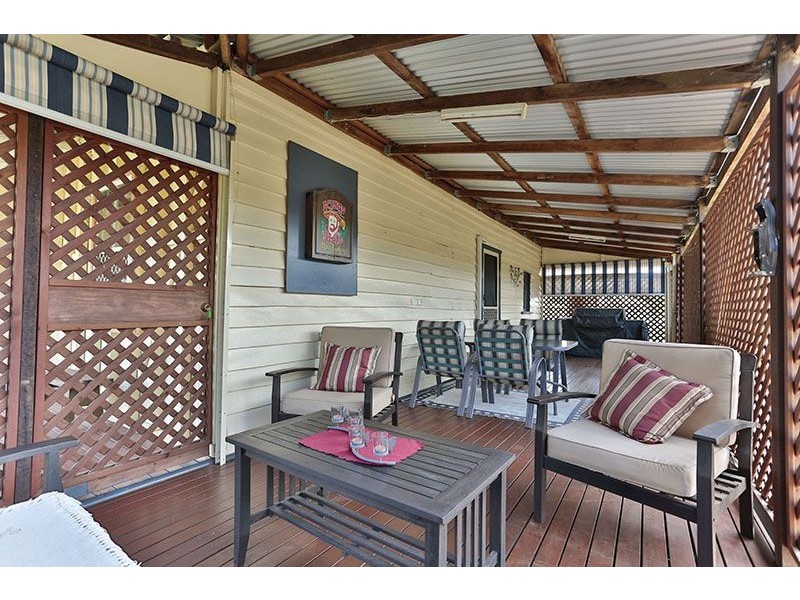 11 Kenilworth Street, North Toowoomba QLD 4350