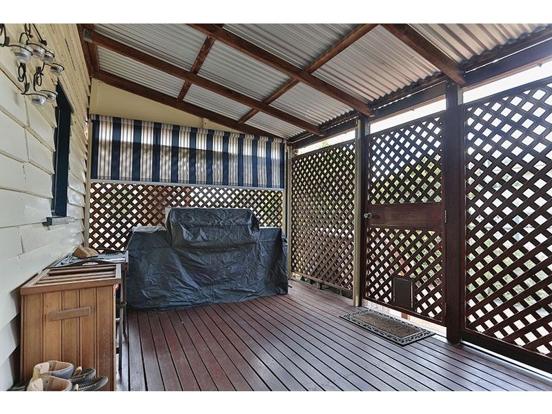 11 Kenilworth Street, North Toowoomba QLD 4350