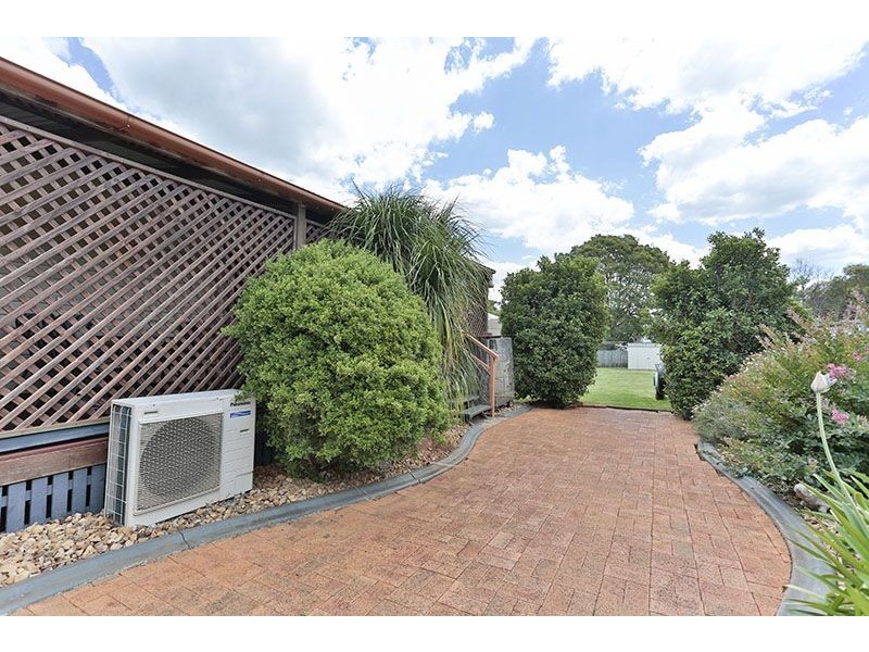 11 Kenilworth Street, North Toowoomba QLD 4350