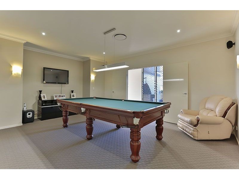 33 Currawong Drive, Highfields QLD 4352