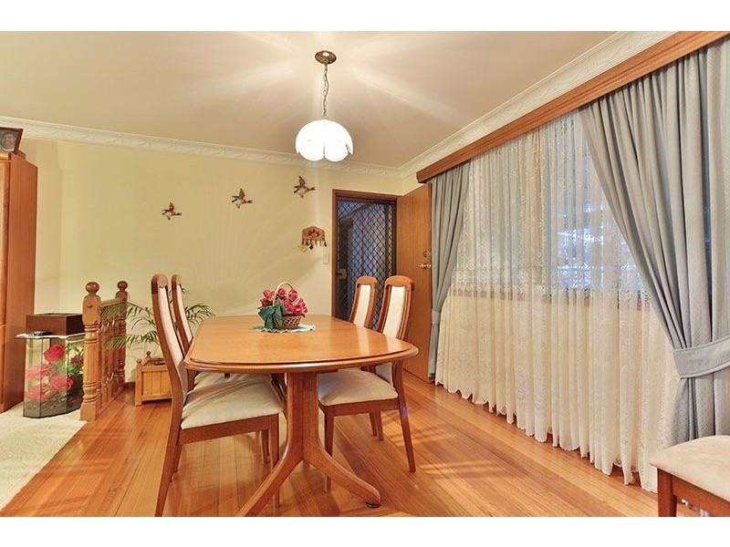 12 Hamzah Drive, Cotswold Hills QLD 4350