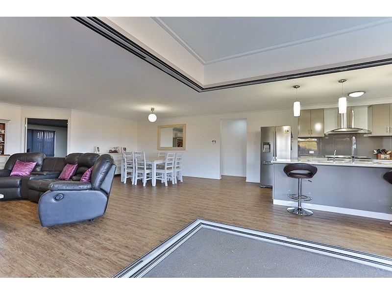 47 Kalimna Drive, Highfields QLD 4352