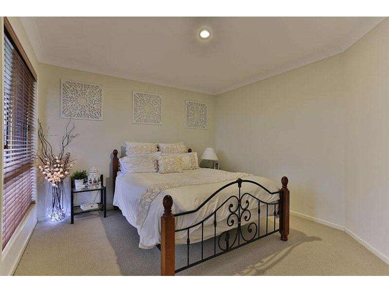 12 Jorgensen Street, Highfields QLD 4352