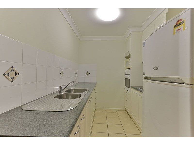 12 Jorgensen Street, Highfields QLD 4352