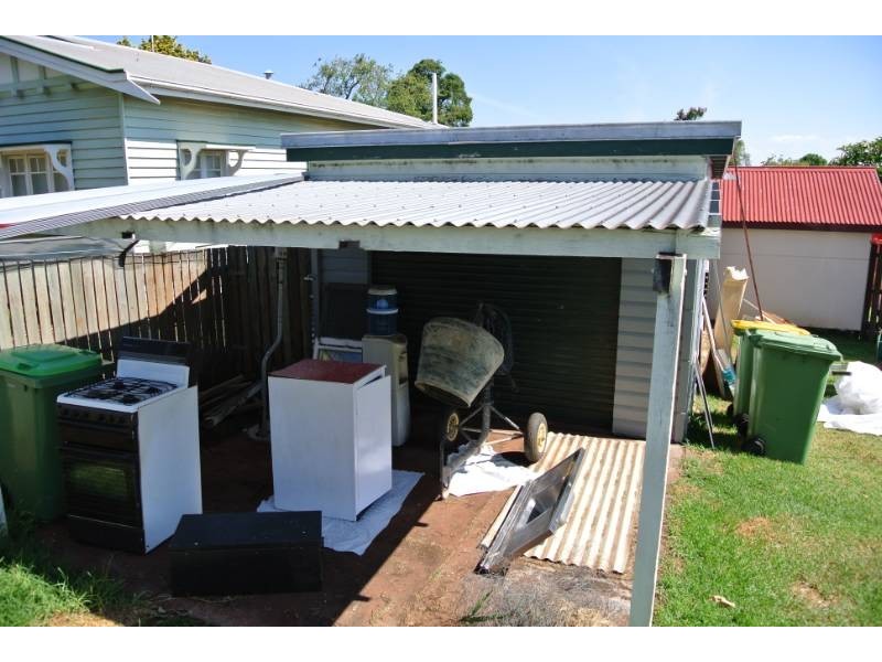 130A Stuart Street, Mount Lofty QLD 4350