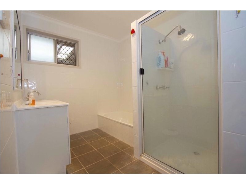 18 Canberra Street, Harristown QLD 4350