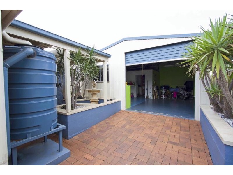 18 Canberra Street, Harristown QLD 4350