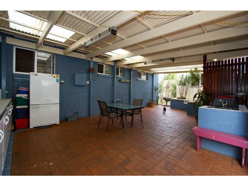 18 Canberra Street, Harristown QLD 4350