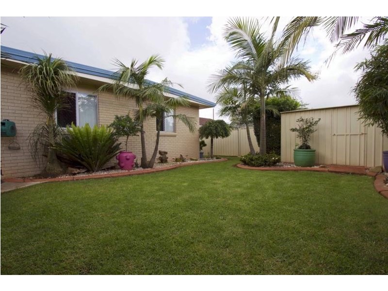 18 Canberra Street, Harristown QLD 4350