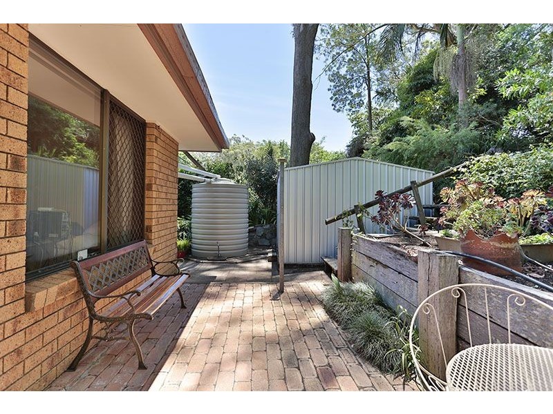 21 Amos Crescent, Mount Lofty QLD 4350