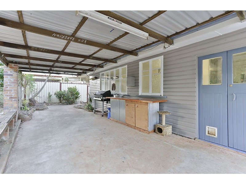 42 Cumming Street, North Toowoomba QLD 4350