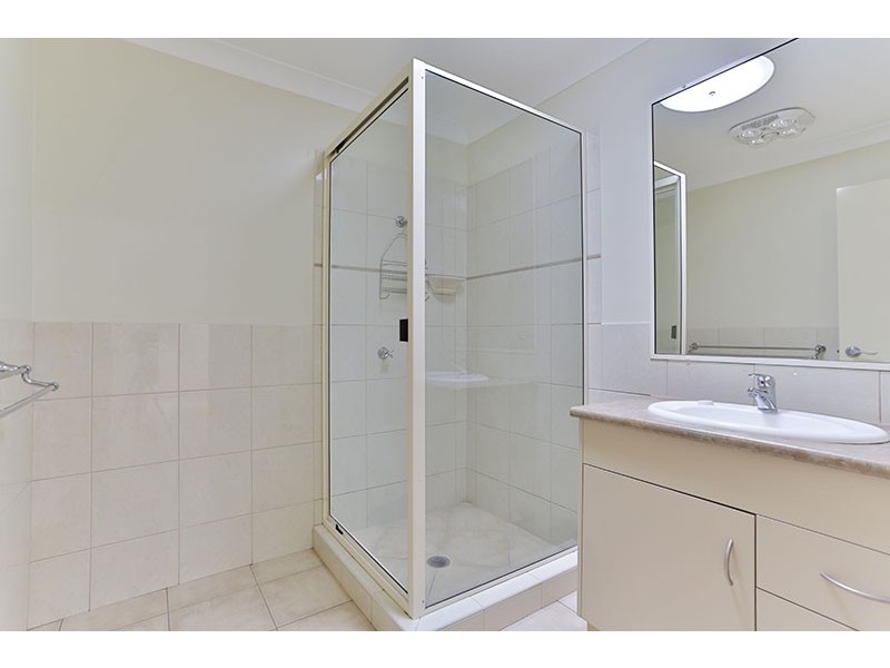 Unit 2/364 Bridge Street, Wilsonton QLD 4350