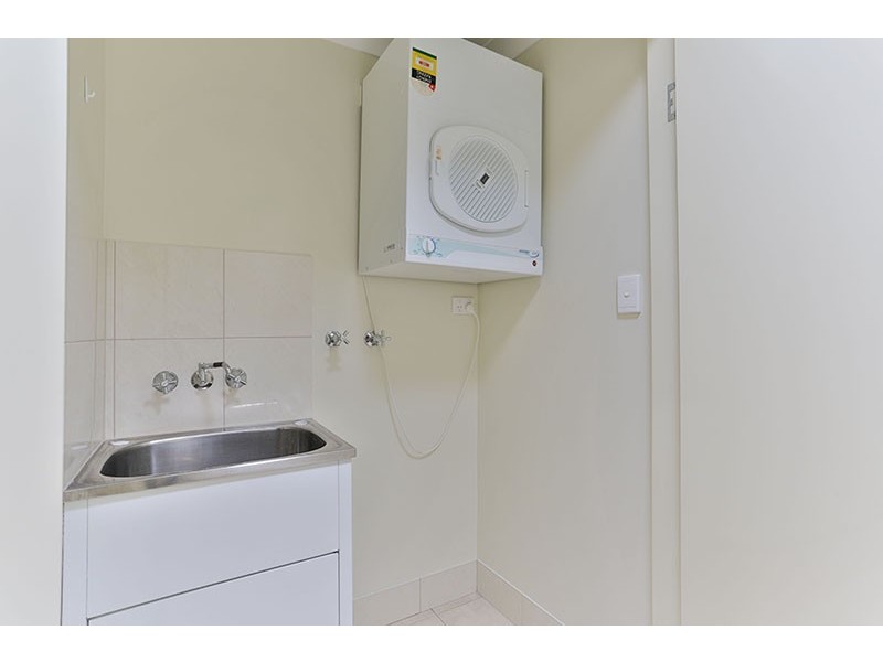 Unit 2/364 Bridge Street, Wilsonton QLD 4350