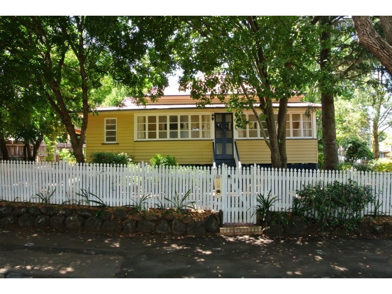 62 Hume Street, North Toowoomba QLD 4350