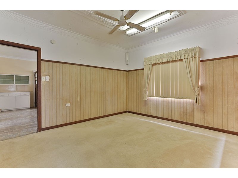 34 Cay Street, Newtown QLD 4350