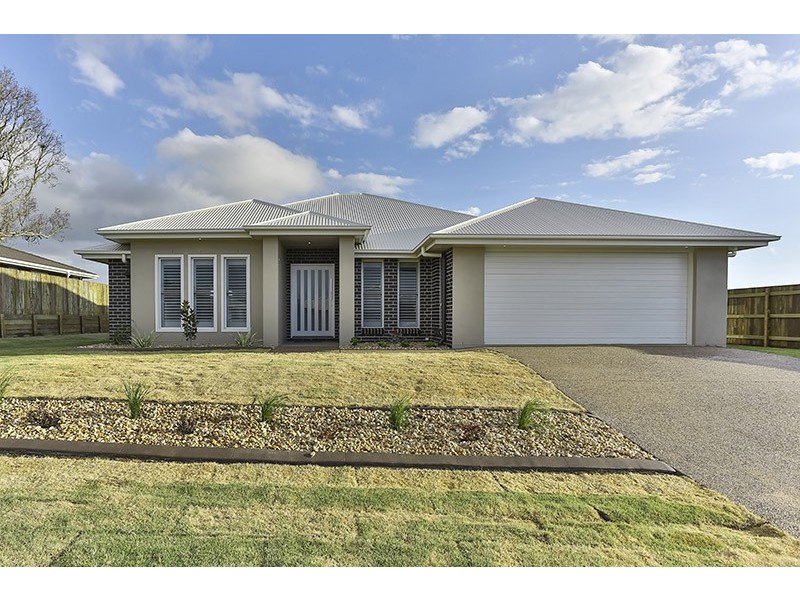 41 Bennett Street, Highfields QLD 4352