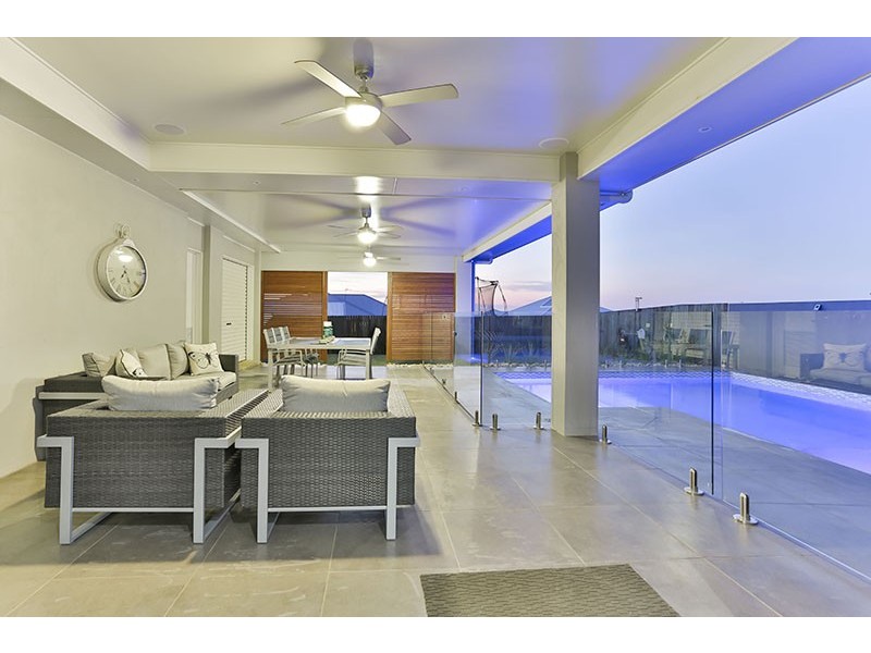 24 Kalimna Drive, Highfields QLD 4352